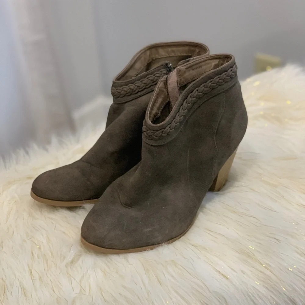 Charlotte Russe brown suede boots size 7